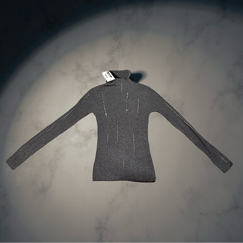 JESSIE LIU soft Ribbed gray mock-neck long sleeve with silver embellishments